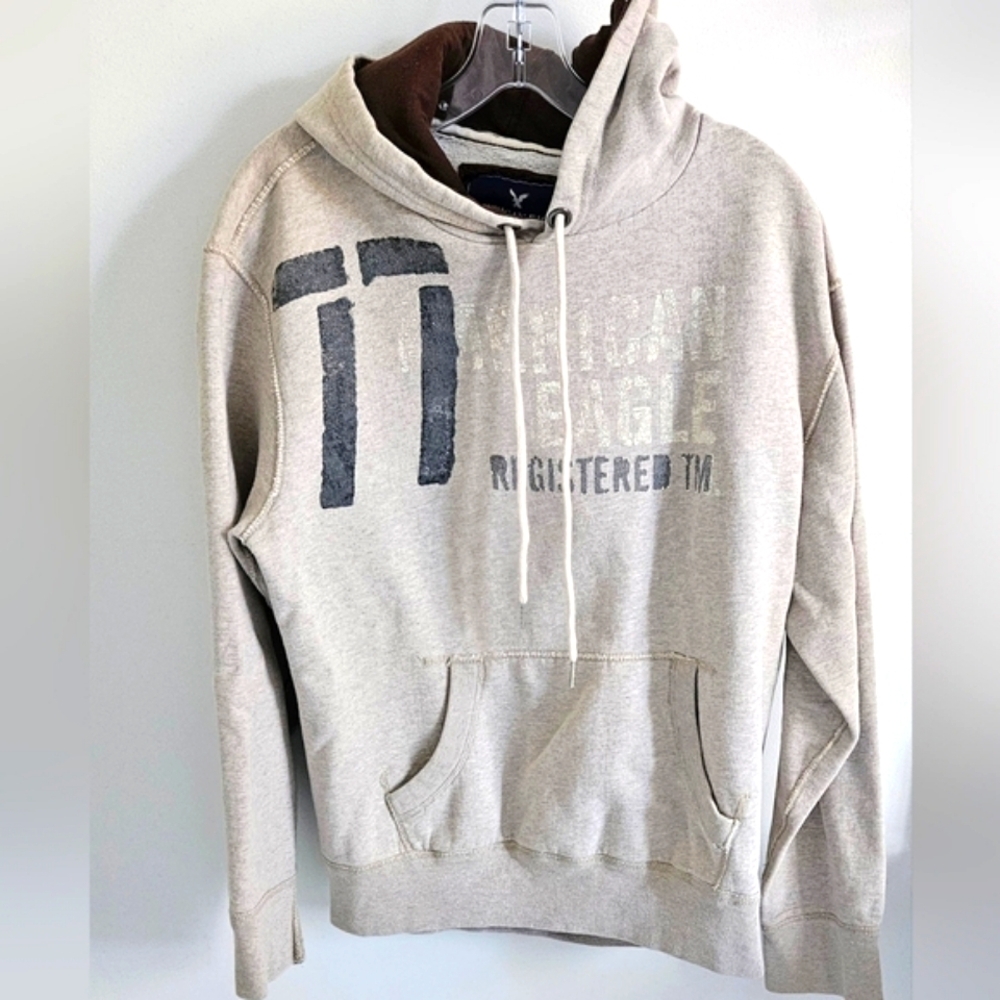 American Eagle beige signature hoodie